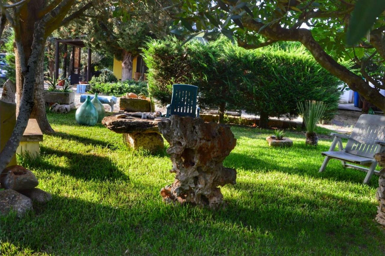 Villa Residenza.Km2 Mesagne Esterno foto